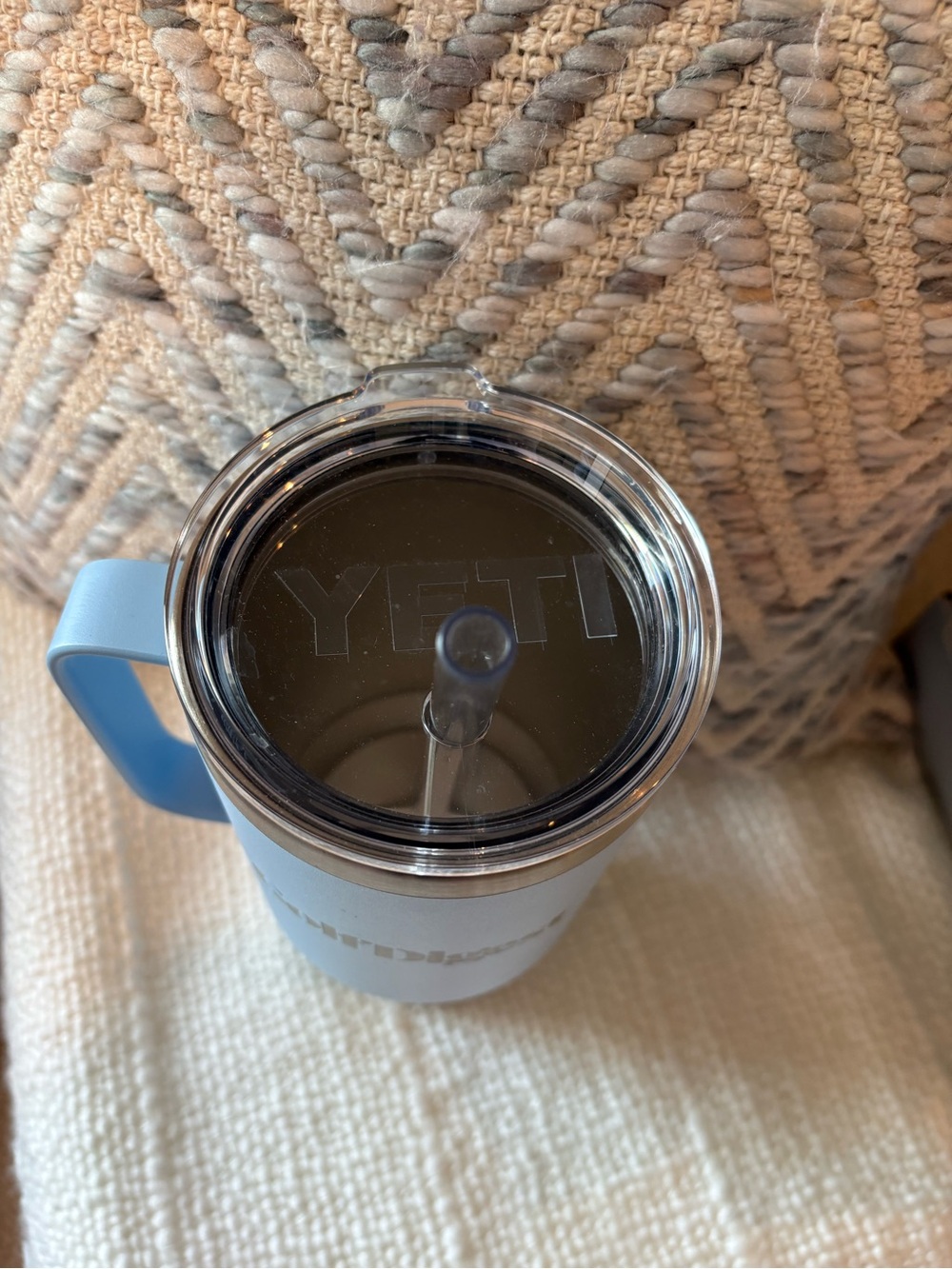 Yeti 35 oz Blue Stainless Steel Mug with Straw Lid and Barstool Golf Hat! - Picture 3 of 8